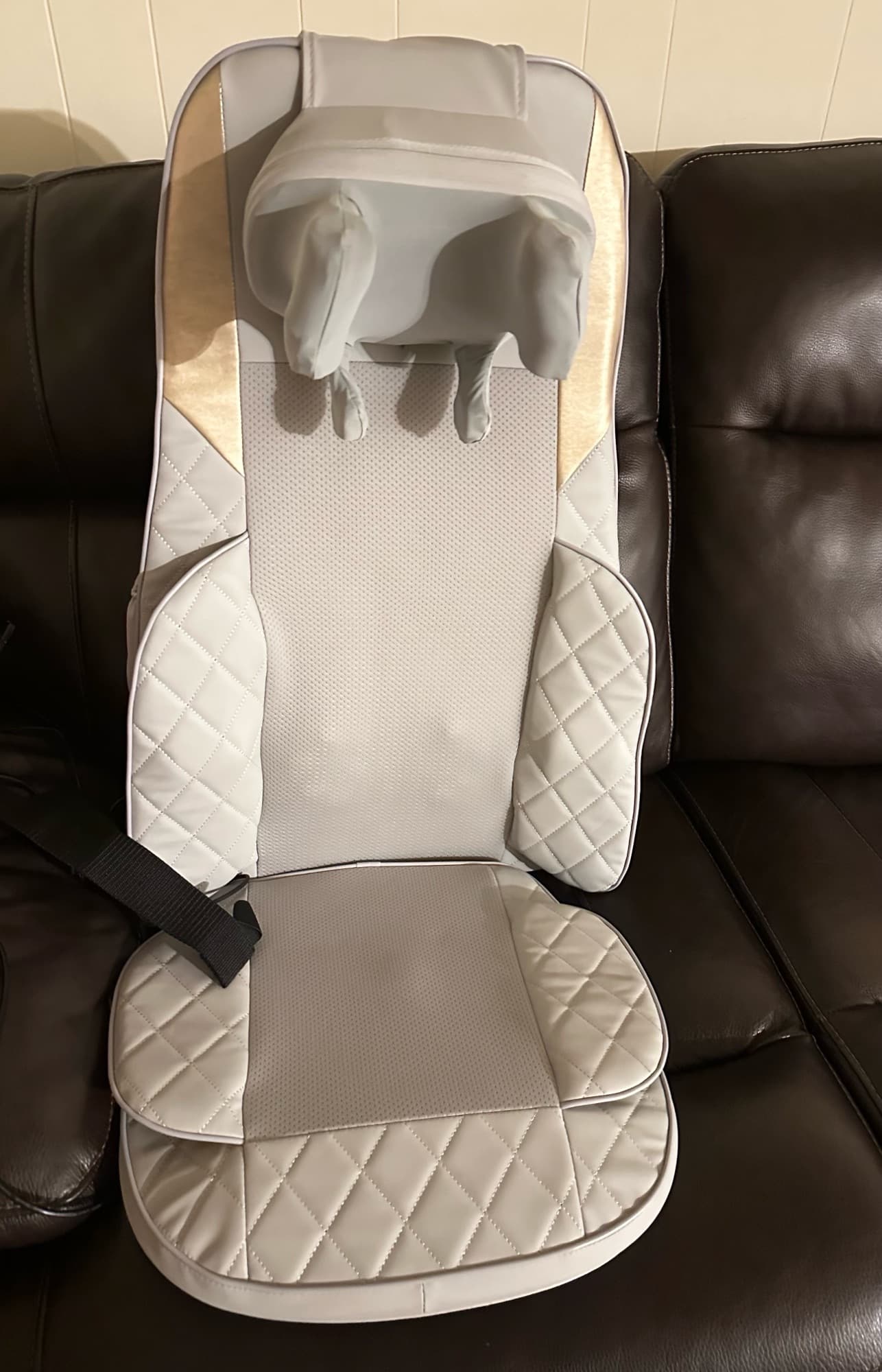 휴대용 마사지체어 - 1