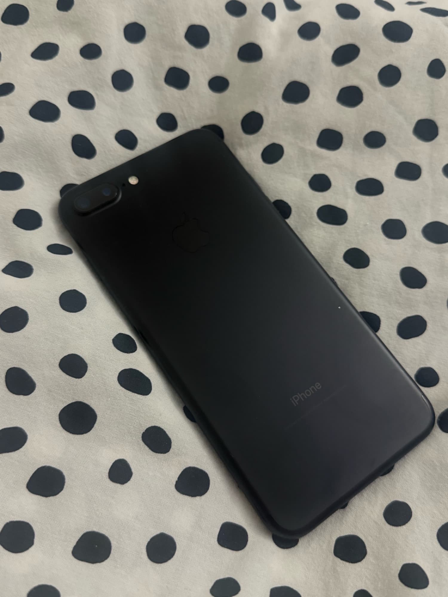 아이폰7+ 팝니다 - 1