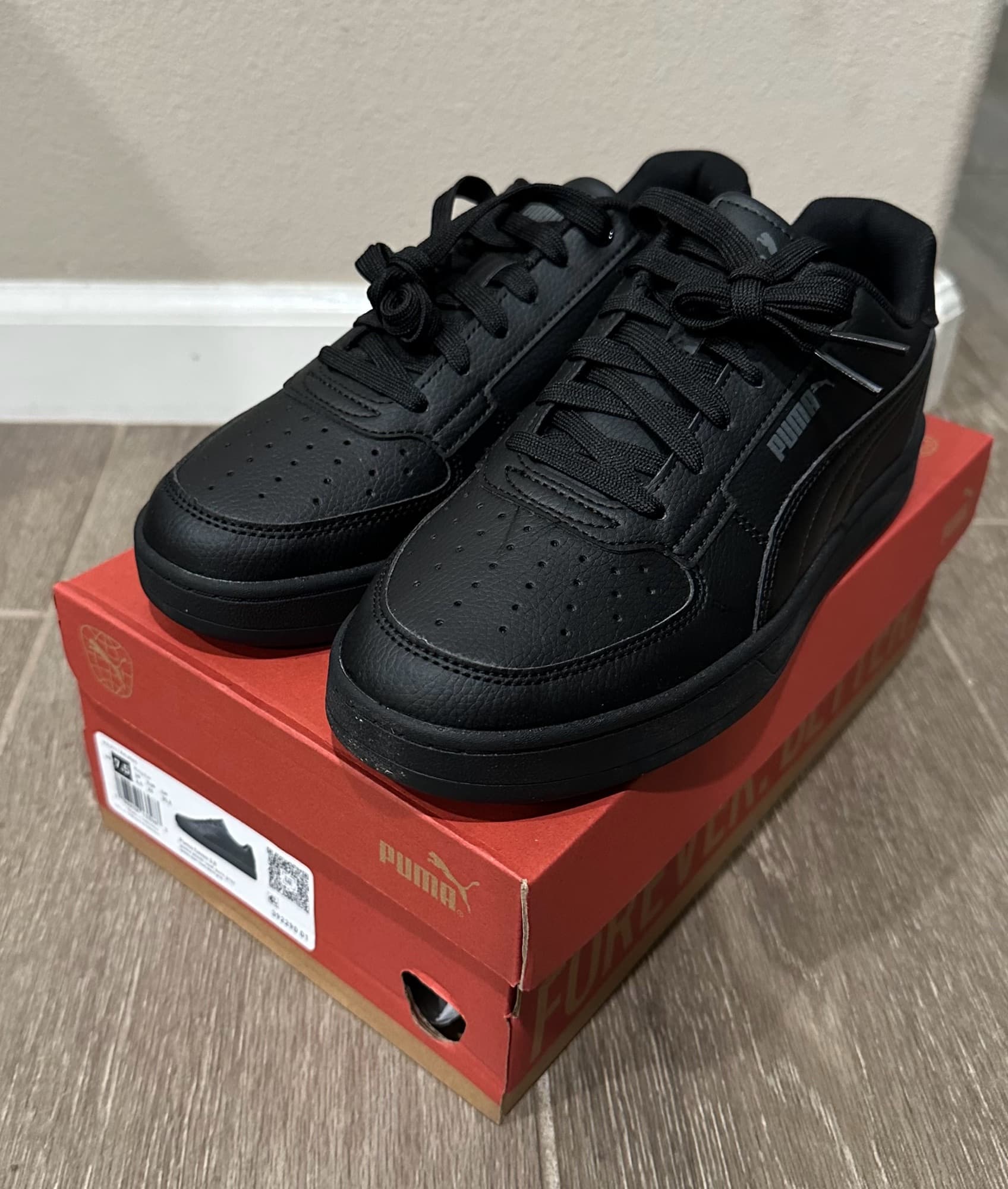 <새제품> 푸마 남성용 Caven 2.0 스니커즈 사이즈 - 1