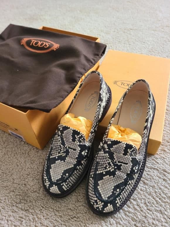 Tods 로퍼 (정품) - 1
