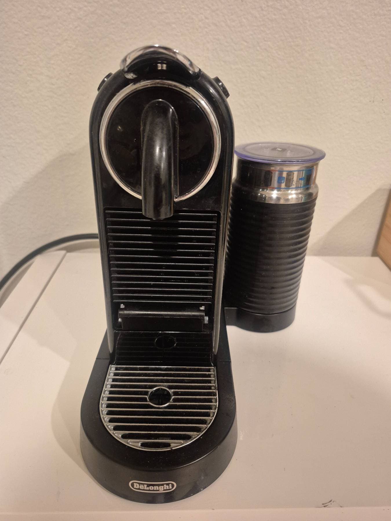 네스프레소 커피머신+우유거품기 - 1