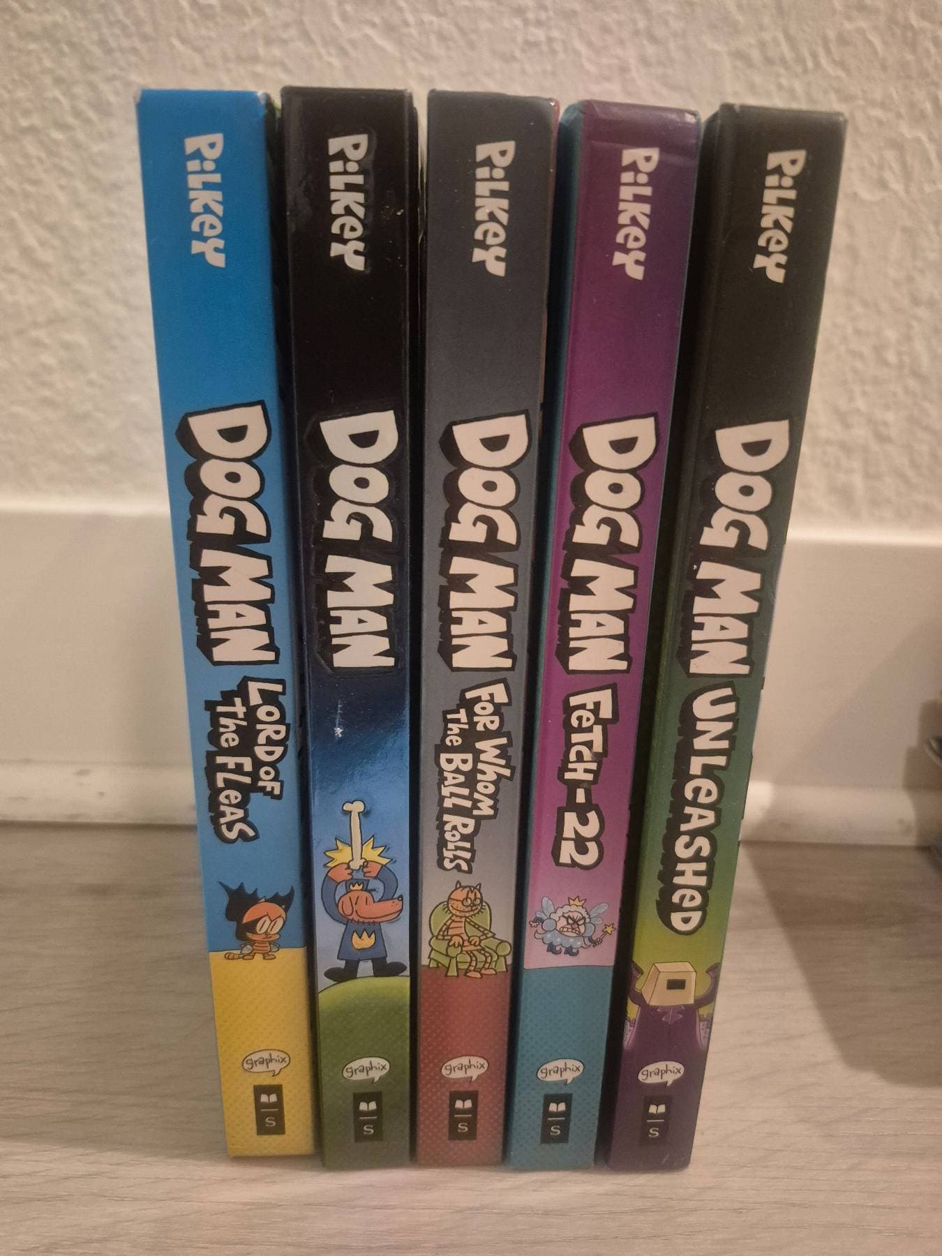 얼바인_ Dog Man 5권+ Magic Tree house 4권+ 기타 책들 - 1