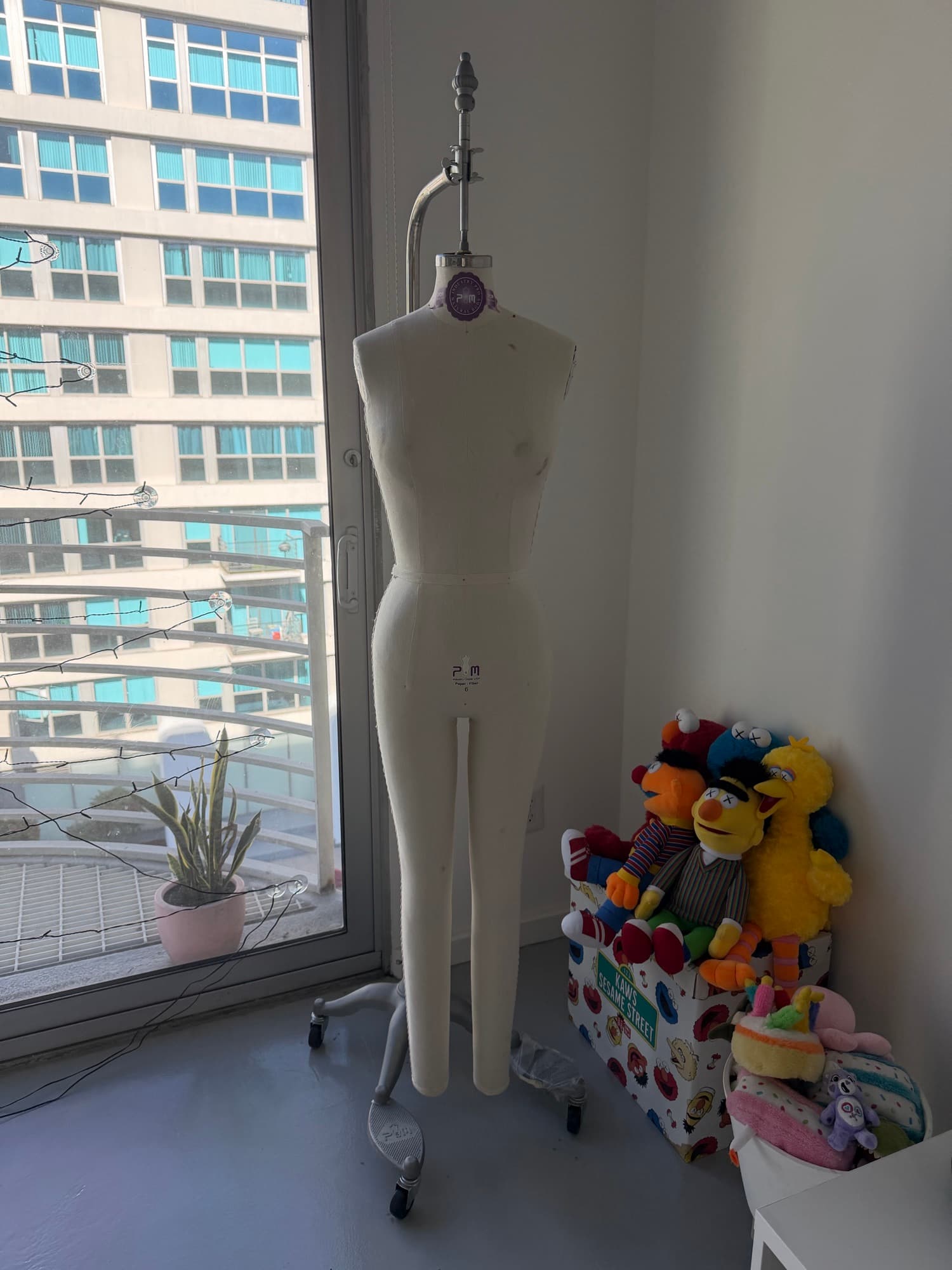 PGM industry 마네퀸 사이즈 6 - 1