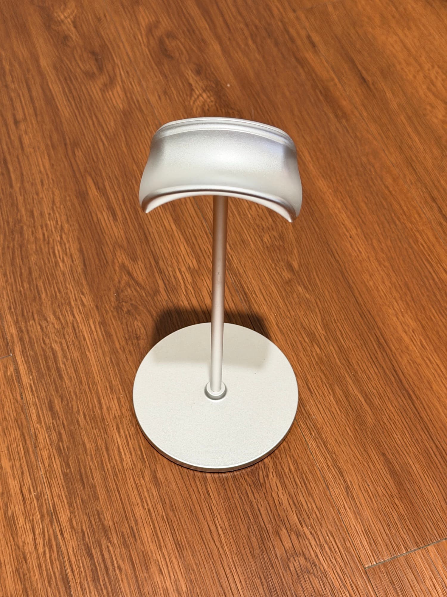 헤드폰 거치대 - 1