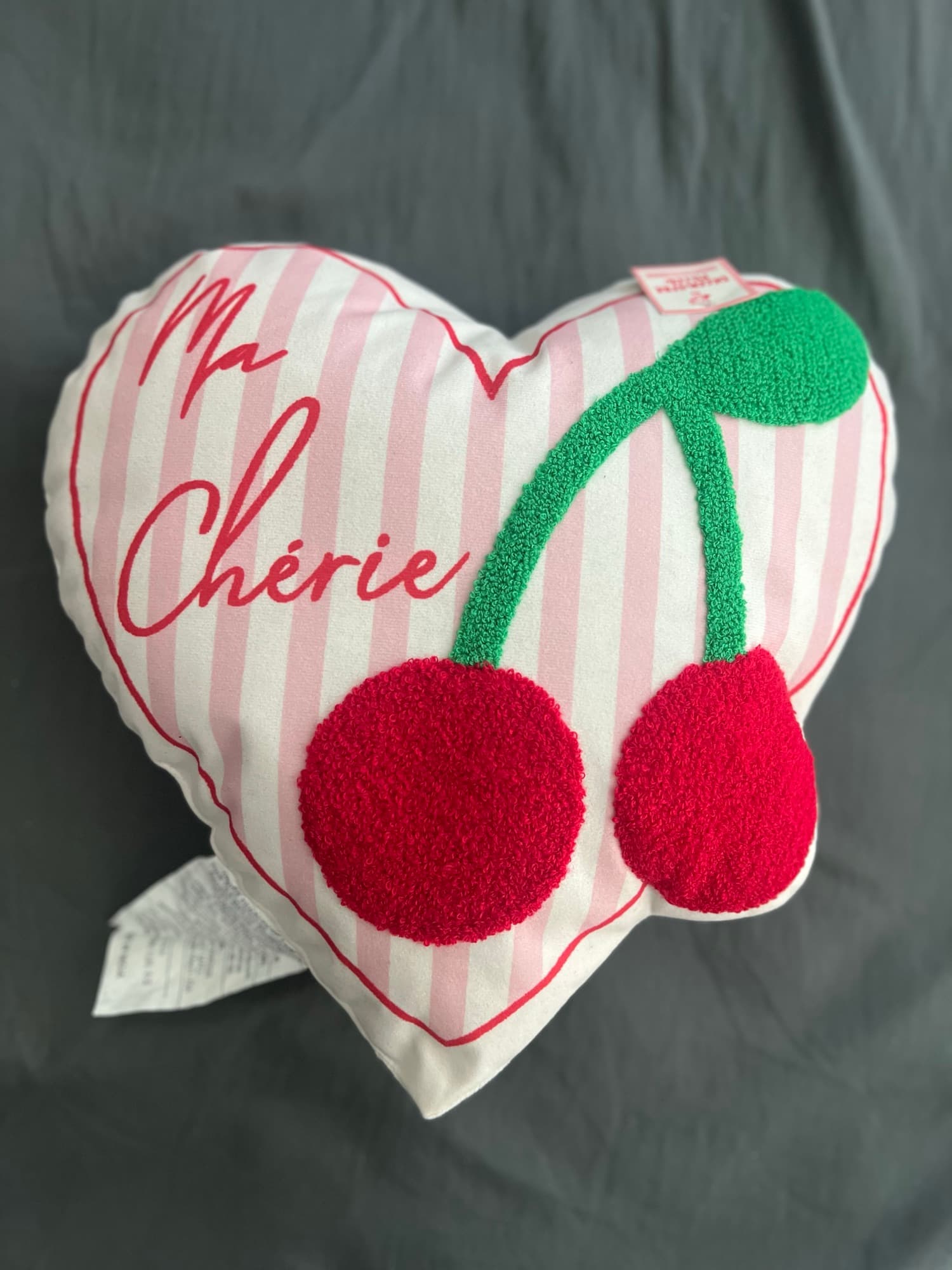 체리 쿠션 $5 - 1