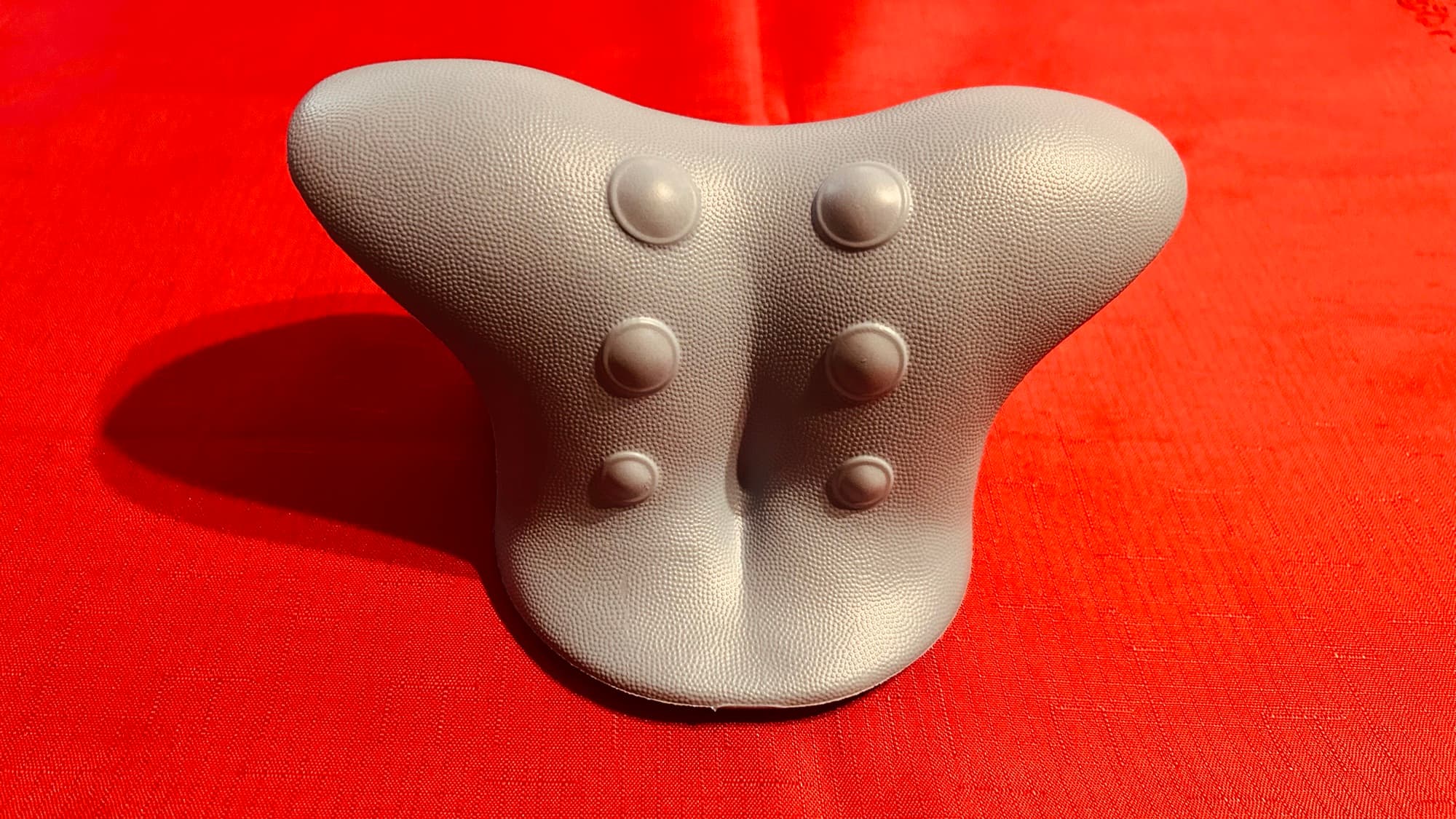 목 스트레칭/경추 마사지기 (Neck Cloud) - 1