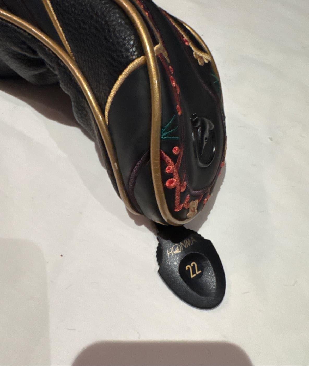 HONMA Berse AIZU  u22 - 1