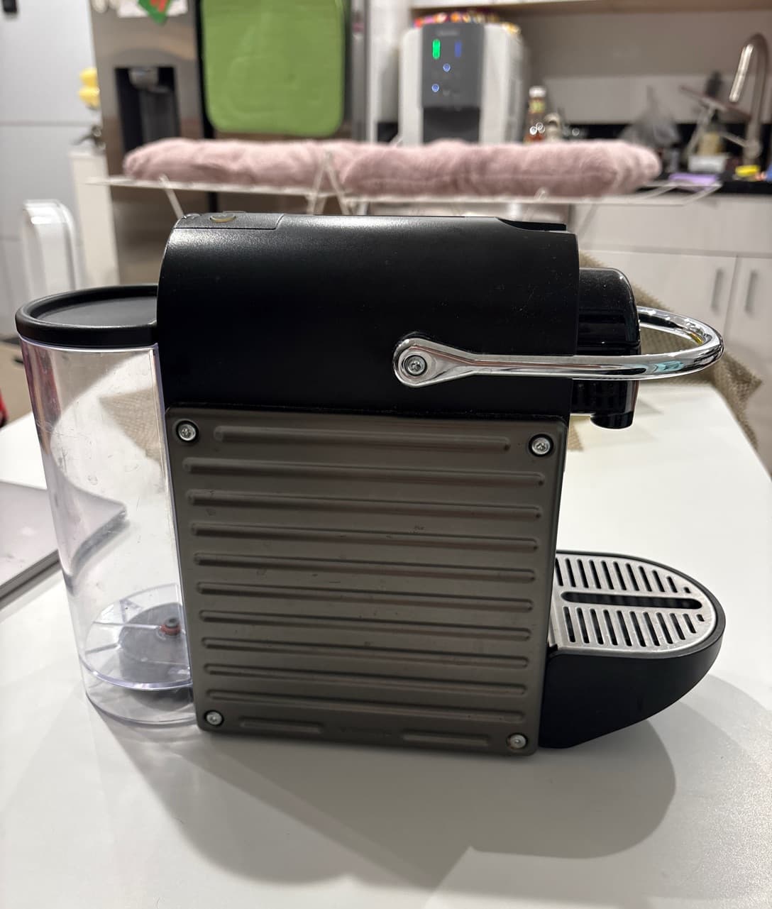 무빙세일 네스프레소 커피 머신 - 1