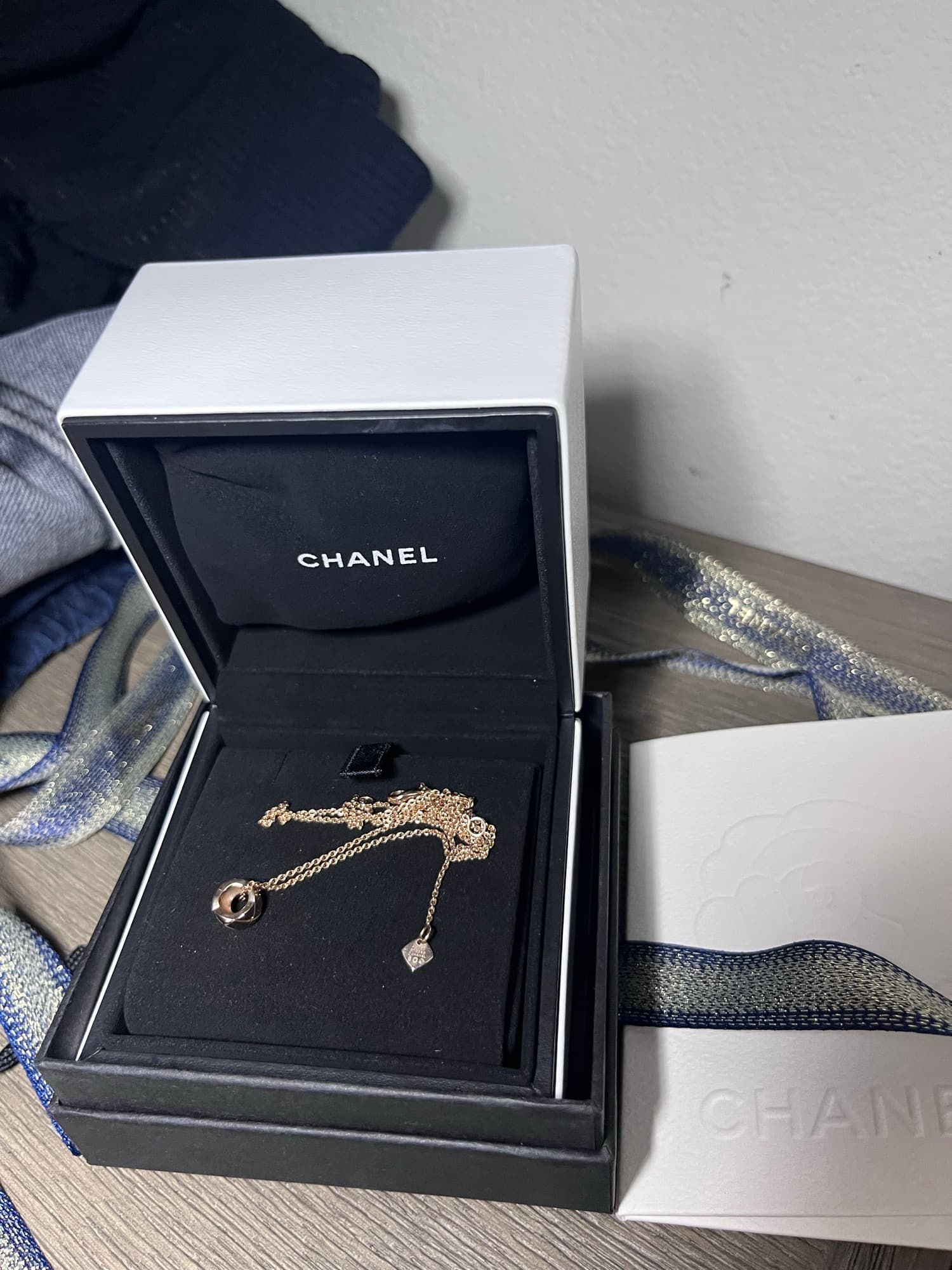 샤넬코코크러쉬목걸이 - 1