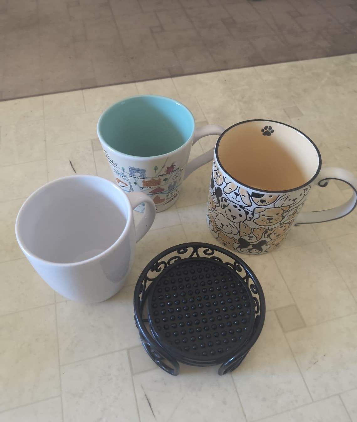 컵들과 코스터스 - 1