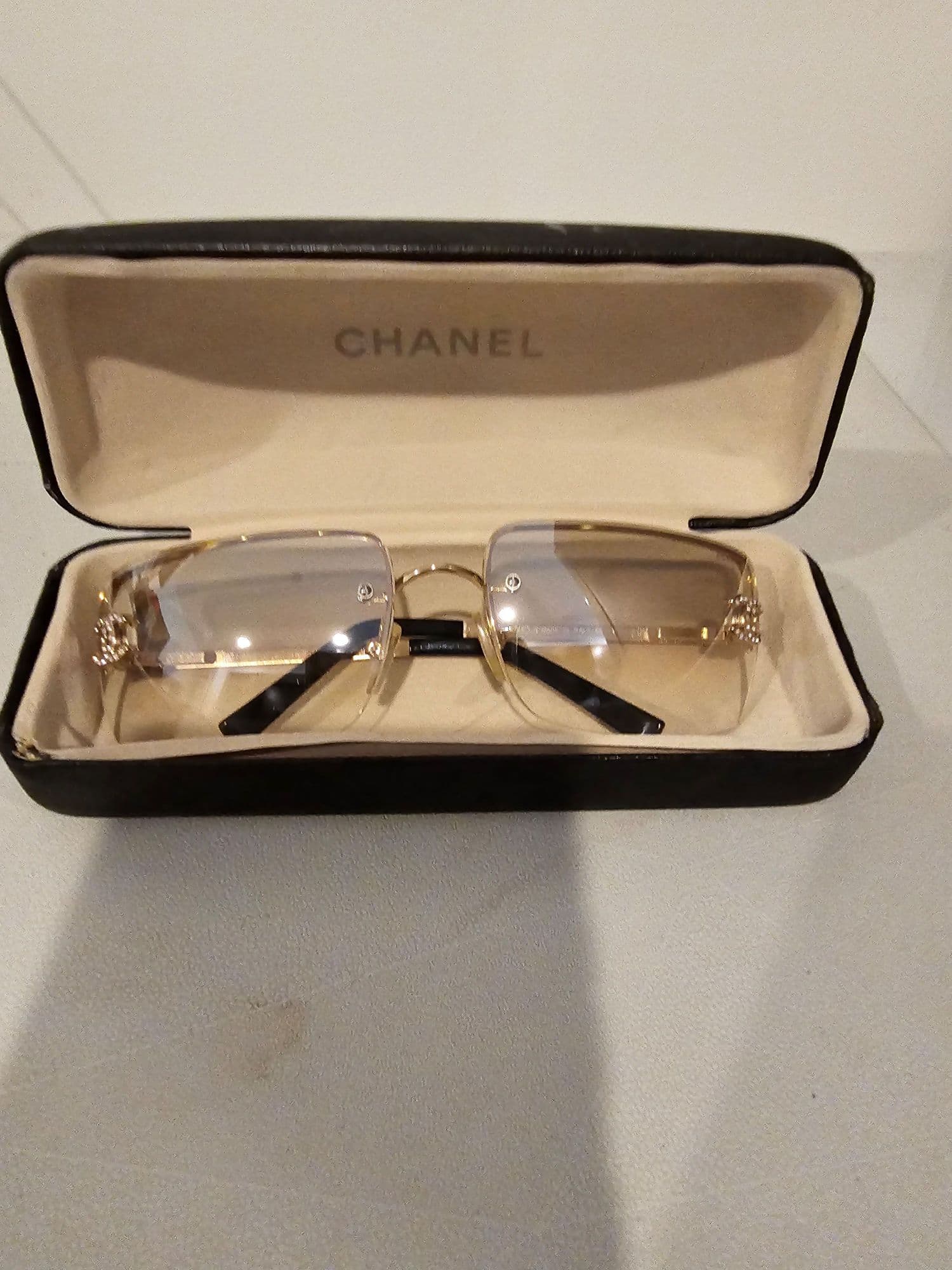 빈티지 샤넬 2069 무테 선글라스 (크리스탈 CC 로고) - 1