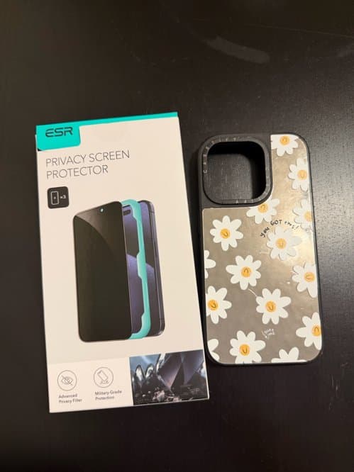 Casetify iphone 15 pro case + Privacy screen protectors