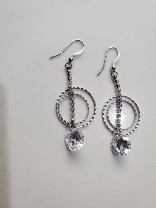 예쁘고 화려한 earrings