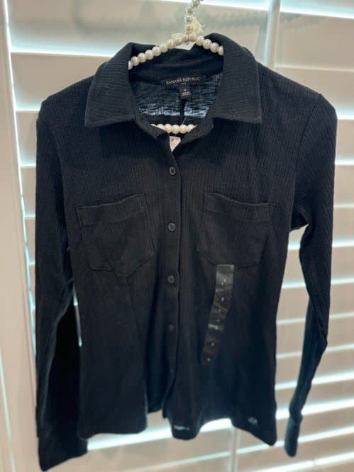 새상품💎바나나리퍼블릭. 블랙 버튼 셔츠(스몰)