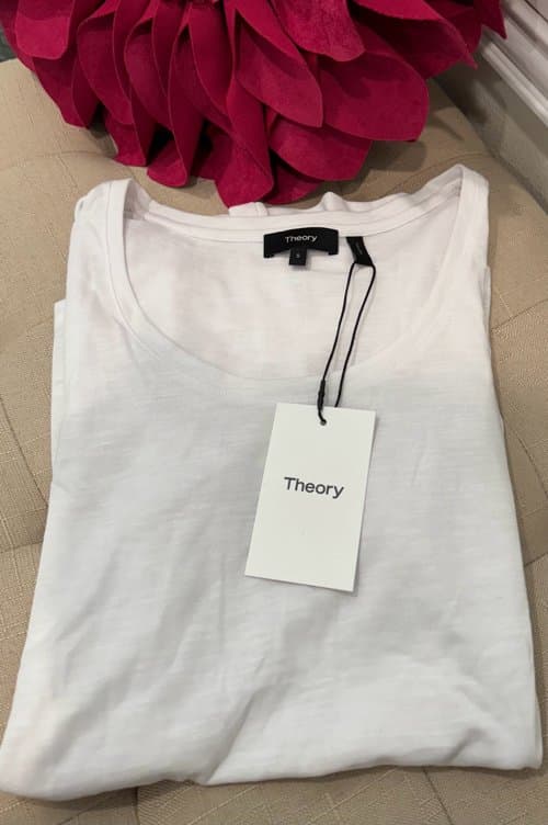 띠어리. 화이트 티셔츠 스몰