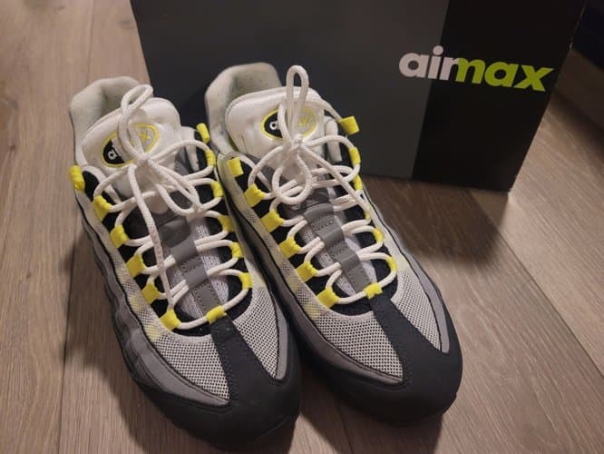 에어맥스 95 아시아 사이즈9