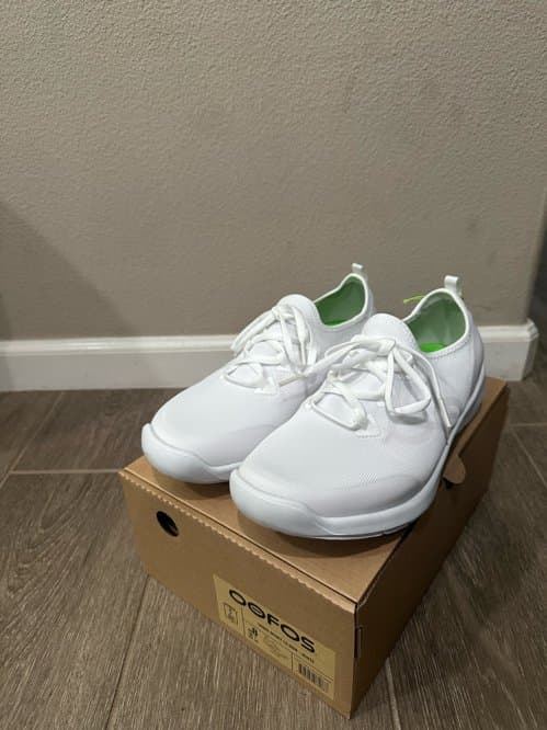 <새상품> OOFOS OOmg Sport Men White Size 8