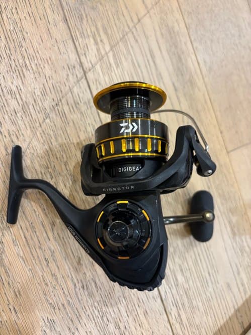 낚시 릴 Daiwa BG4500 Spinning Reel