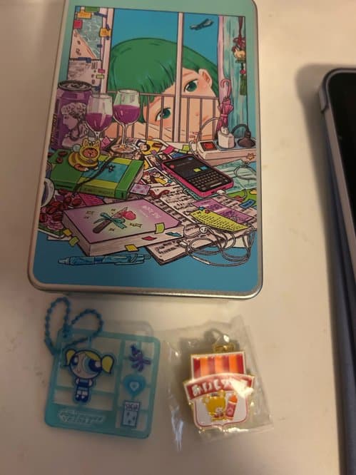 새상품) 틴케이스 + 키링 2개