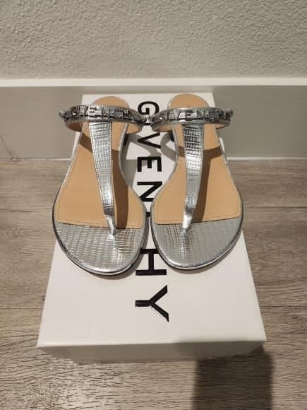 Givenchy Sandal Size 36 /(5.5-6)