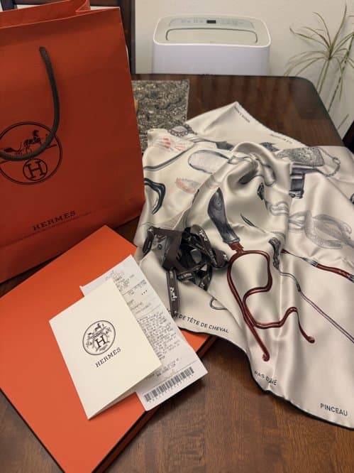 Heremes Nous Sommes Inseparables Scarf 90