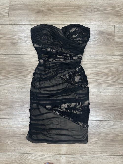 레이스 튜브 드레스