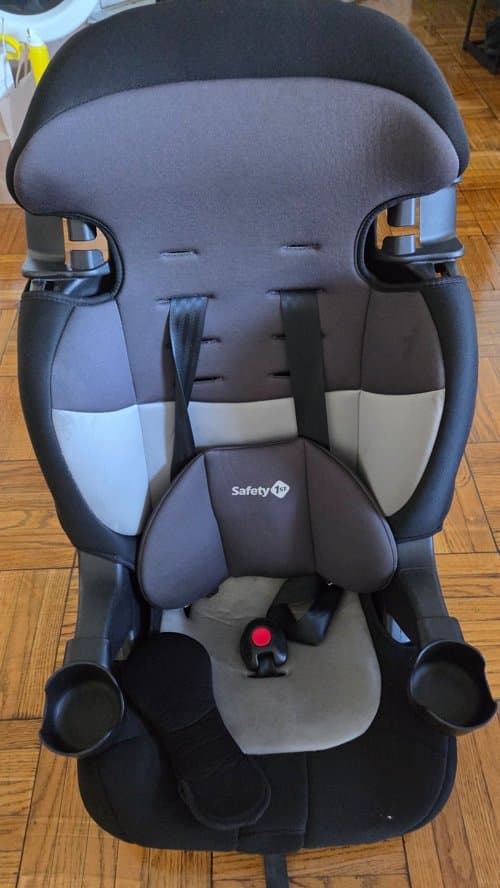 세이프티퍼스트 그랜드 부스터 카시트 (23년 8월 최신제조 / 무사고)