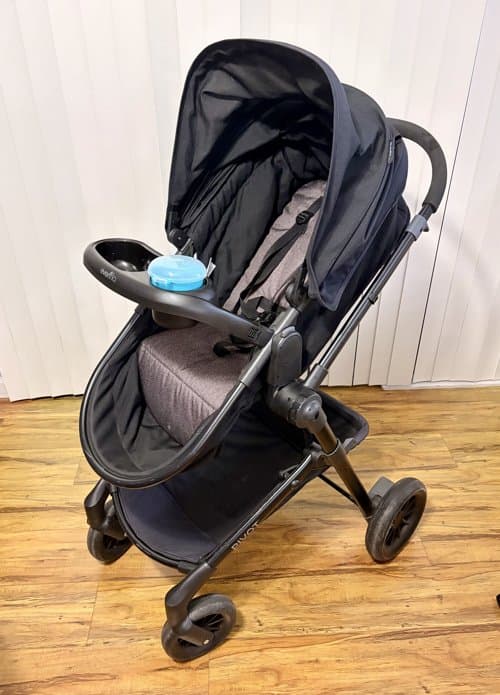 evenflo 유모차 stroller 아기용품 육아(수납공간 큼, 햇볕가리개 짱짱함,스낵 간식bar 새 것 별도구입한 거 같이 드림)