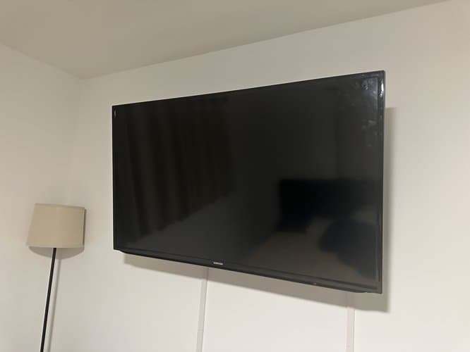 Samsung 47 inch TV