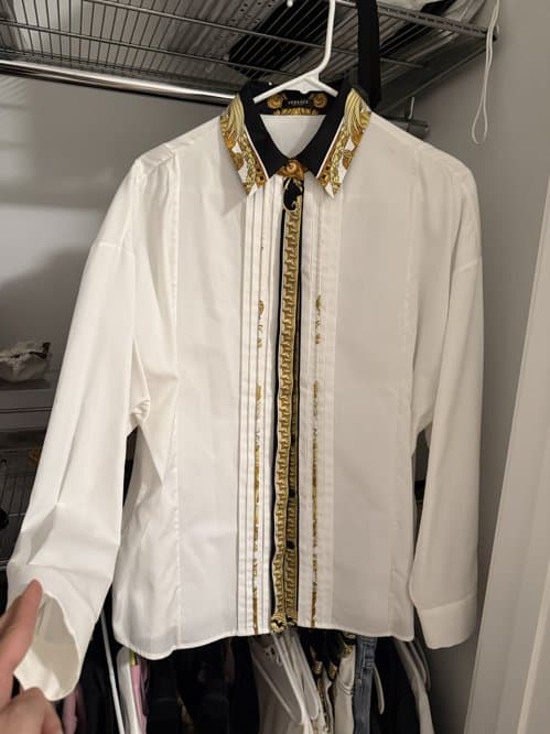 베르사체 정품 셔츠 !!미착용 새것