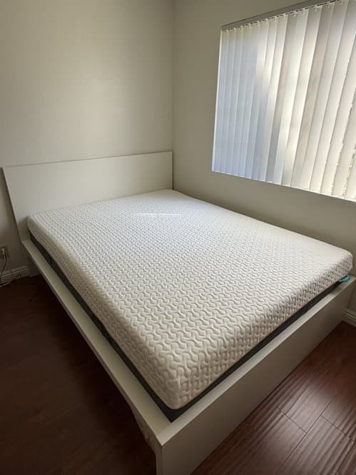 퀸 사이즈 프레임(IKEA MALM)