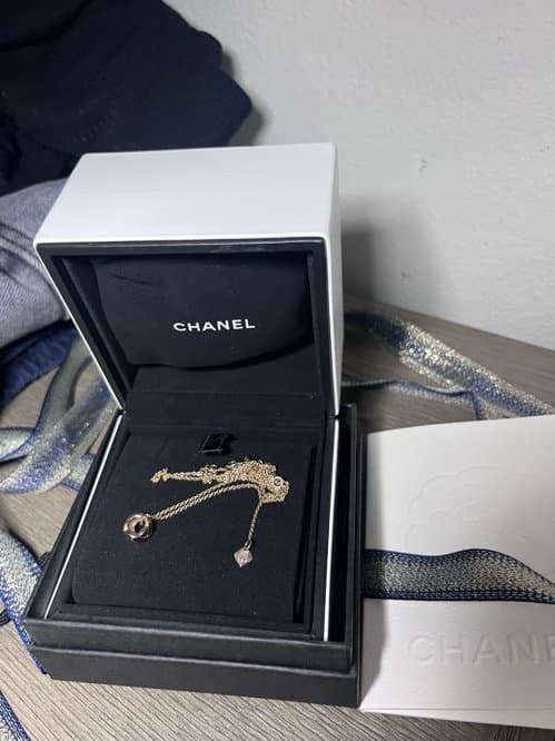 샤넬코코크러쉬목걸이