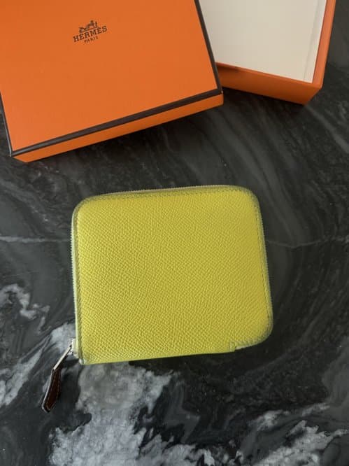 에르메스 실크인 반지갑 (사용감있음)