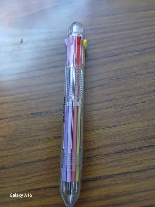 8색볼펜