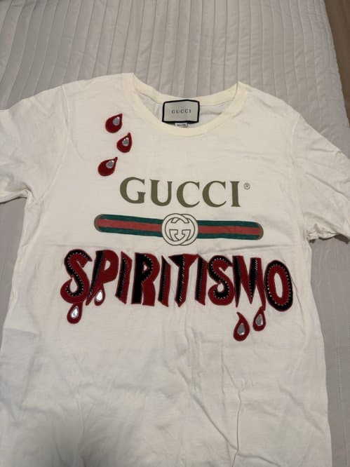 구찌 반팔티 정품