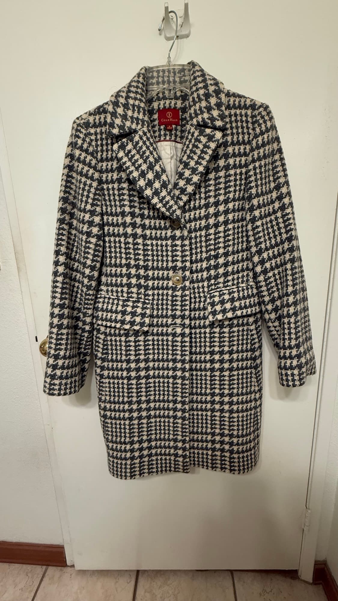 Cole Haan 겨울코트 - 1