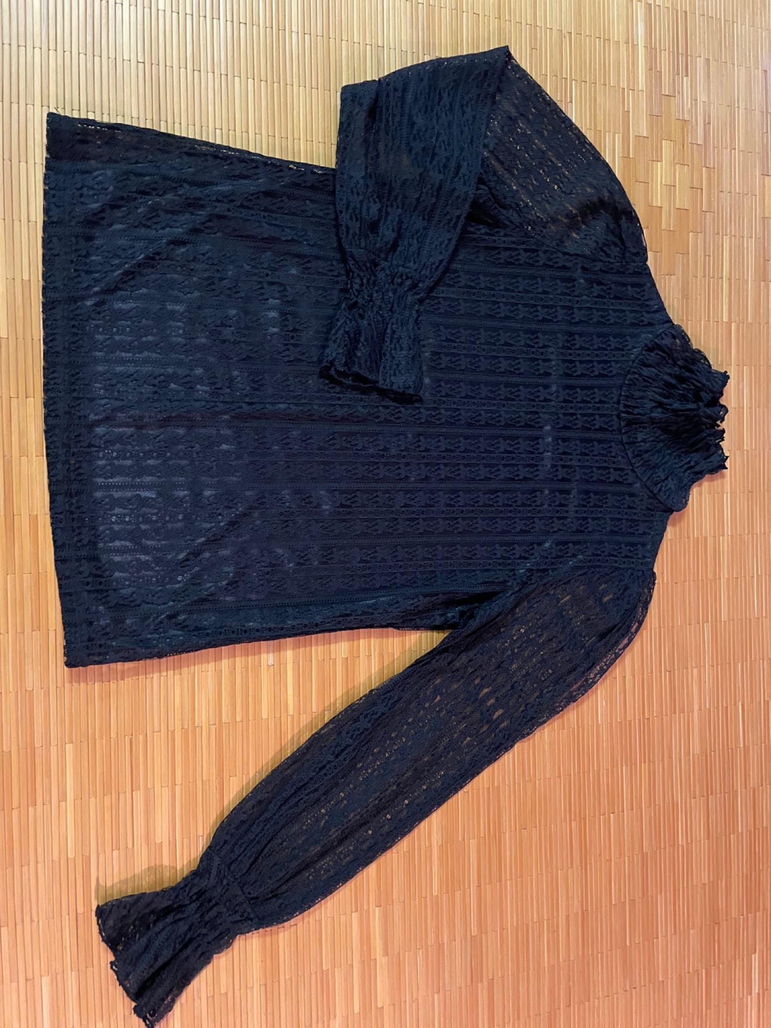 Lace Top + scarf - 1